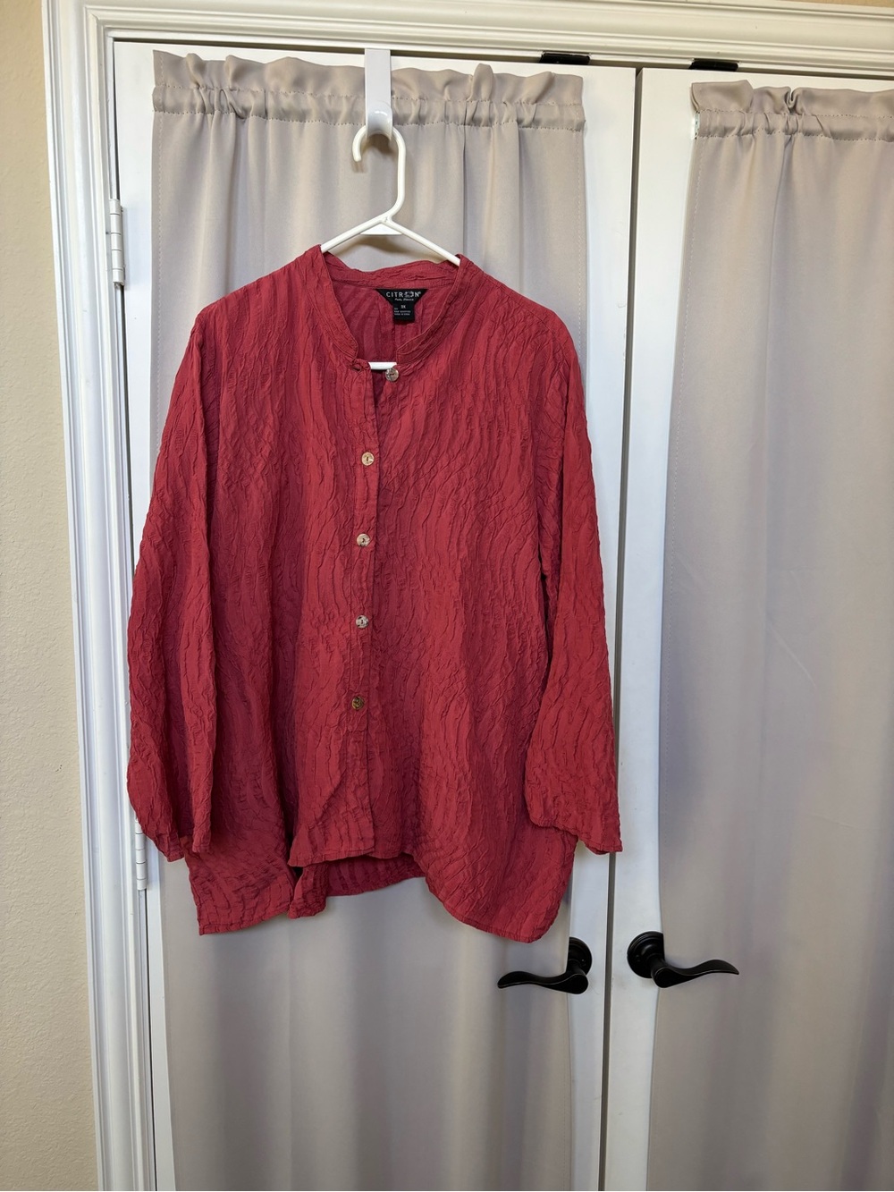 Citron 100% Silk Red/ Rust Button-Up Blouse with pockets